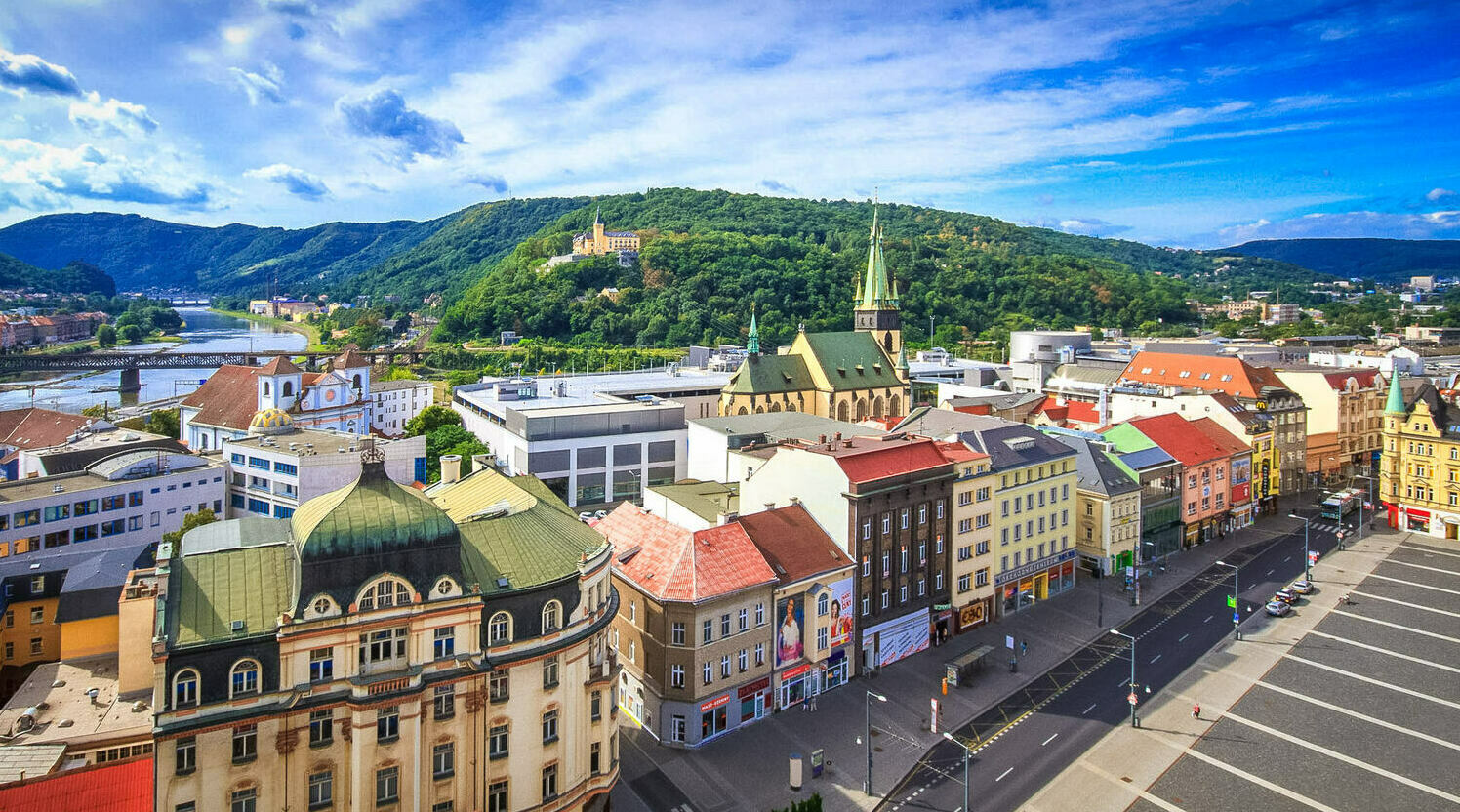 <span style="font-weight: bold; text-decoration: underline;">Річний курс чеської мови в Усті-над-Лабем</span>