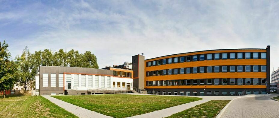 <span style="font-weight: bold; text-decoration: underline;">WSH Вища школа бізнесу у Вроцлаві</span>