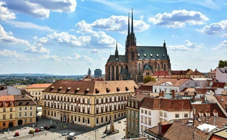 <span style="font-weight: bold; text-decoration: underline;">СЕРЕДНЯ ОСВІТА В ЧЕХІЇ</span>