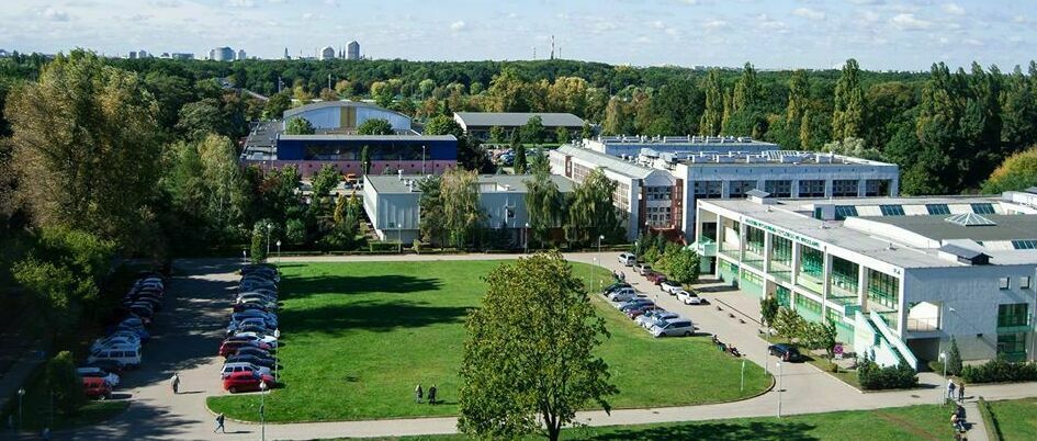 <span style="font-weight: bold; text-decoration: underline;">Академія фізичного виховання у Вроцлаві</span>