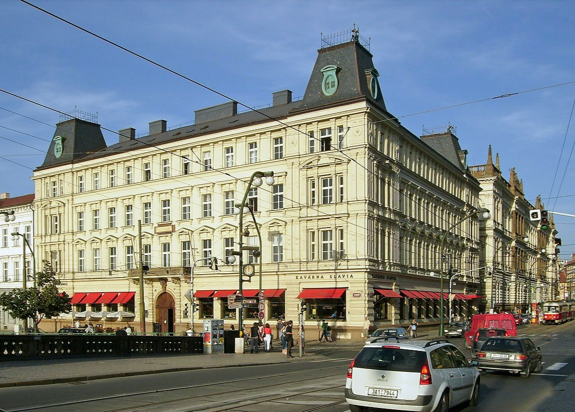 Академія сценічних мистецтв у Празі