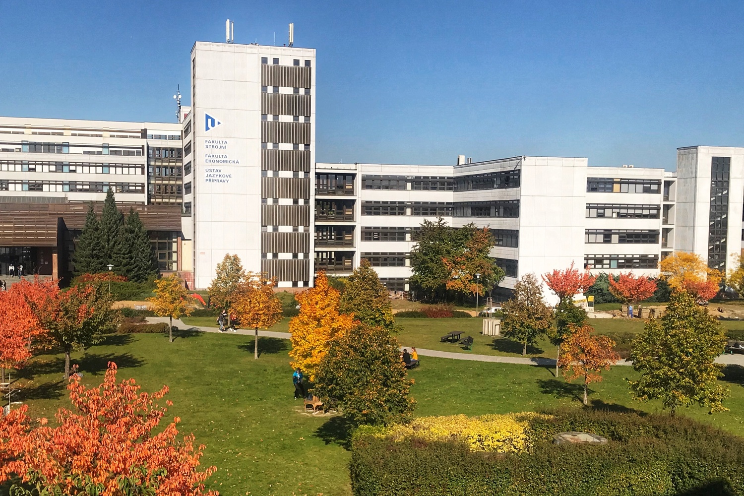 Чеський технічний університет